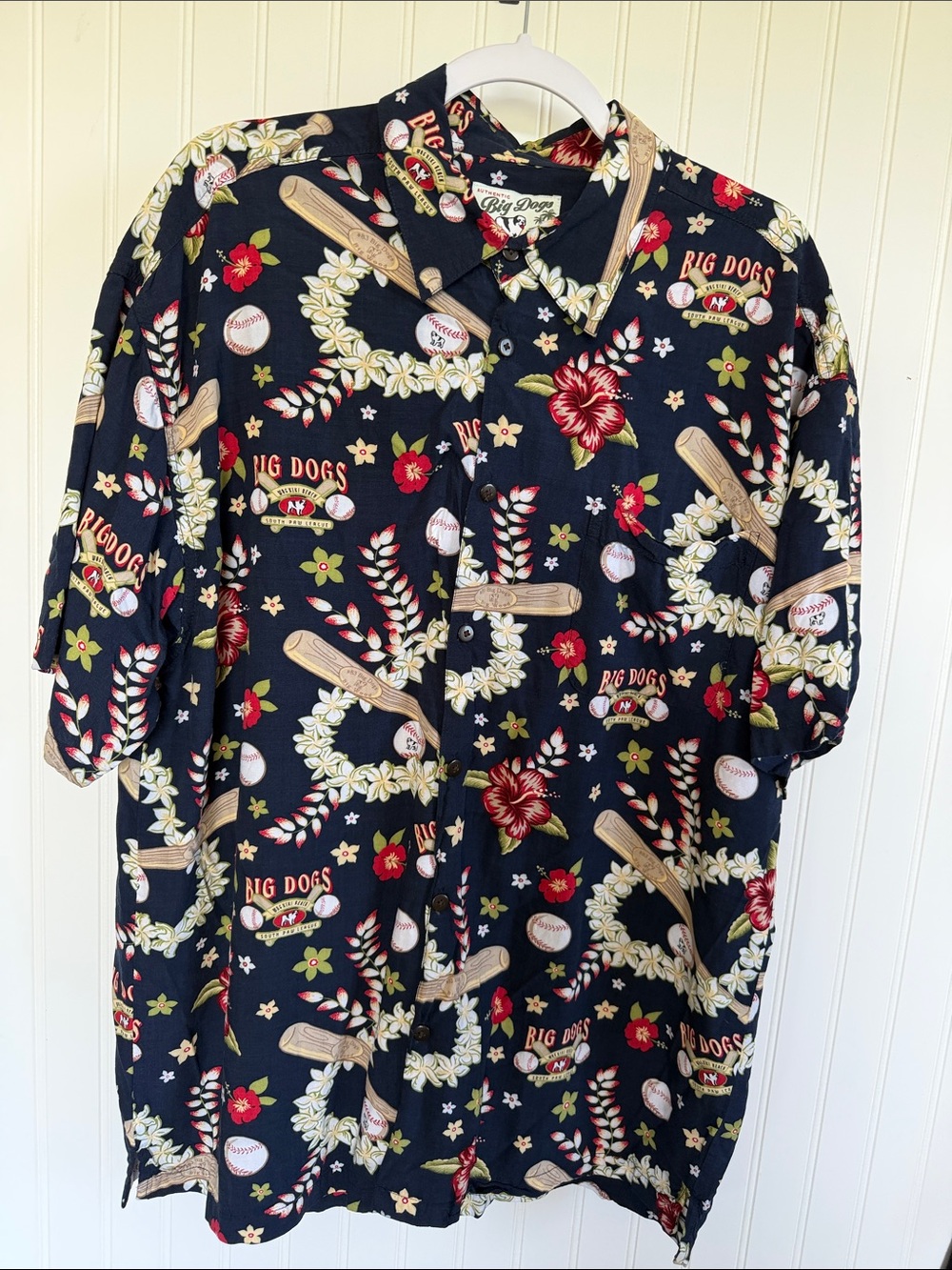 VTG Big Dogs Men’s‎ L Baseball Hawaiian Button Down Short Sleeve Shirt Y2K 90’s